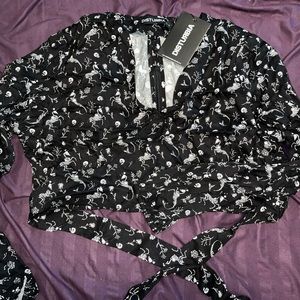 Disturbia Long sleeve crop top - UK Sizing